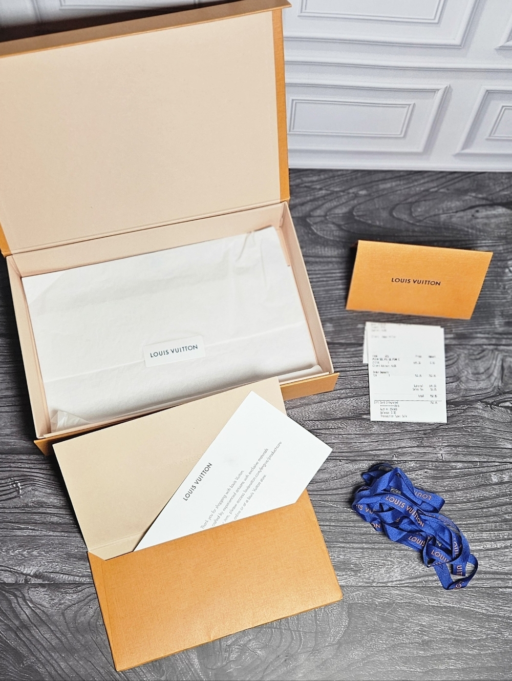 NEW Louis Vuitton Large Magnetic Wallet Gift Box Set Receipt Ribbon Tissue Card - Picture 4 of 14
